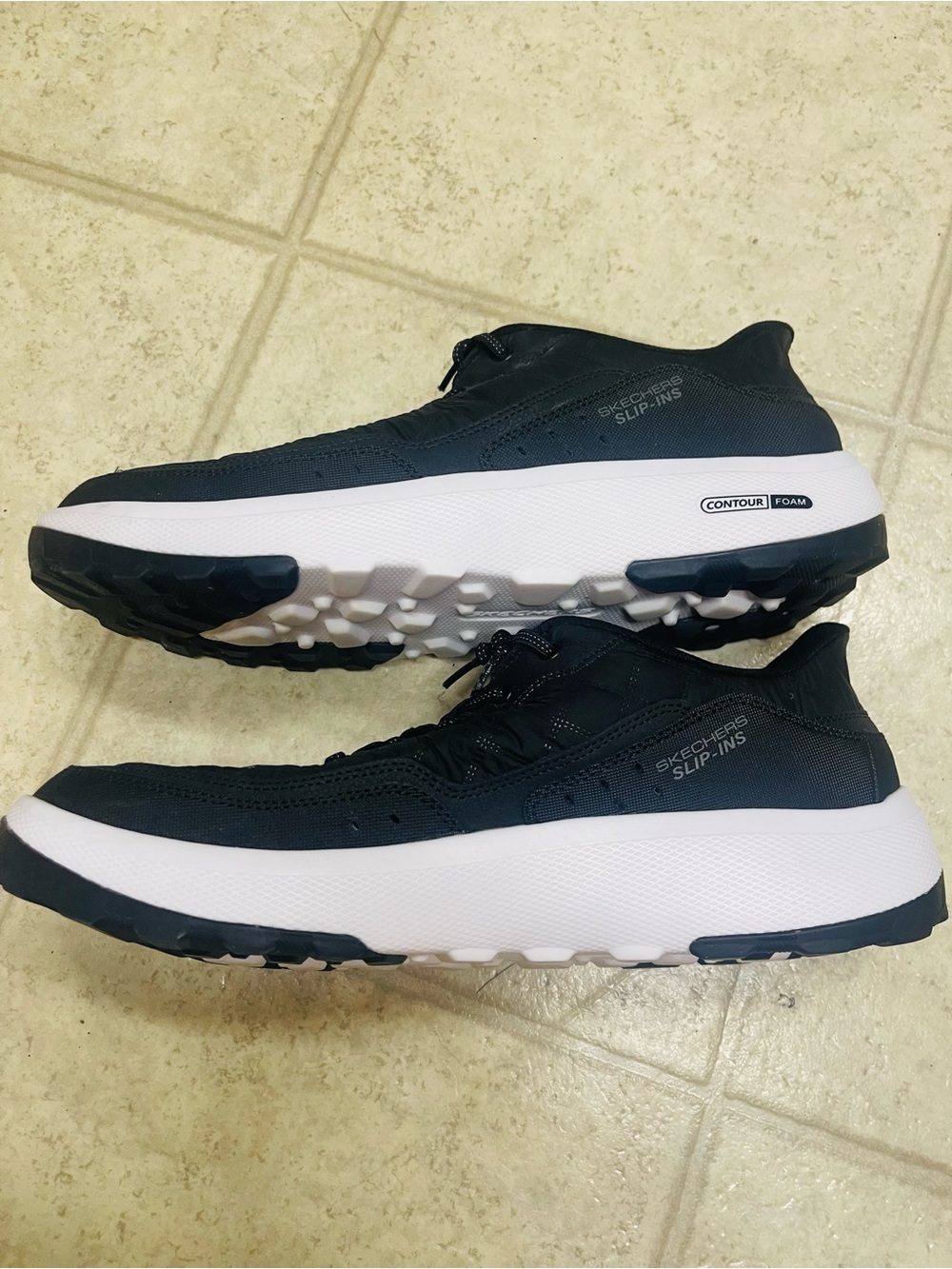 Skechers Men's Black Slip-ins Relaxed Fit Athletic Shoes set size 13B NEW